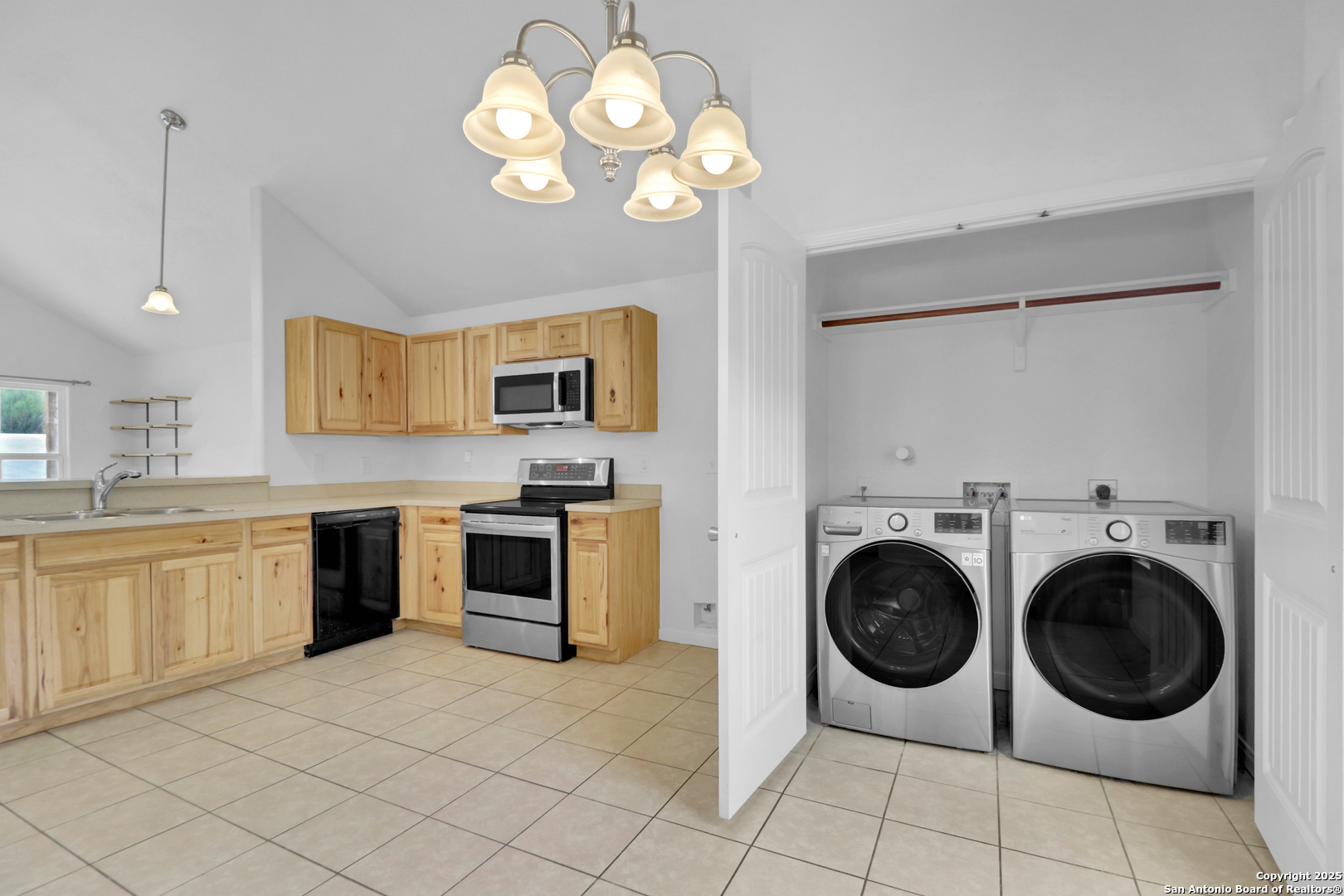 2720 Golf Drive Spring Branch, TX 78070 - Photo 15 of 36