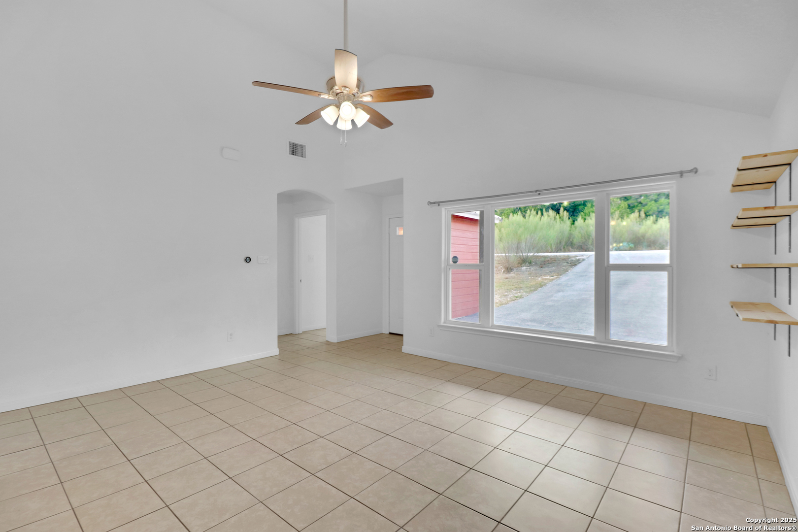 2720 Golf Drive Spring Branch, TX 78070 - Photo 9 of 36