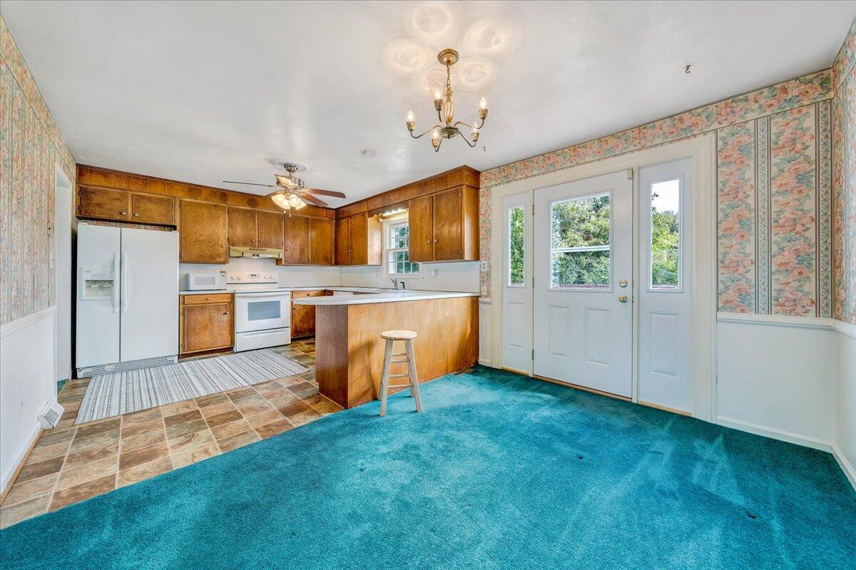 3523 Laurel Ridge Road Northwest Roanoke, VA 24017 - Photo 5 of 34 05-MIB04272