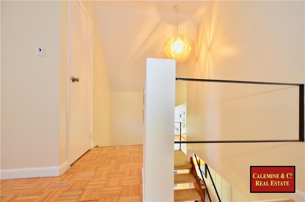 370 Edinboro Road Staten Island, NY 10306 - Photo 22 of 34 Gallery Image 22