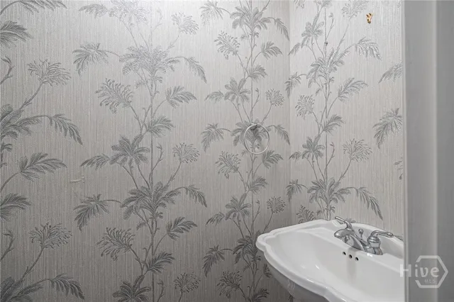 $3,245,000 | 25 West Perry Street, Savannah, GA 31401