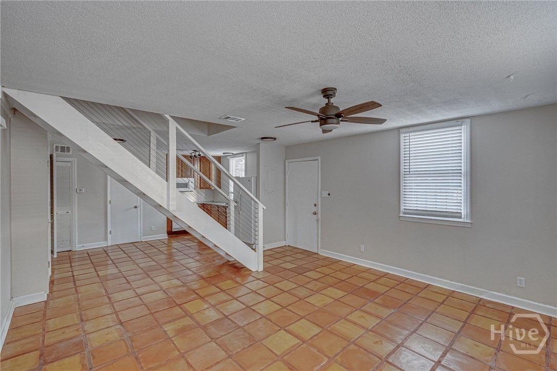 25 West Perry Street Savannah, GA 31401 - Photo 37 of 75 Carriage House