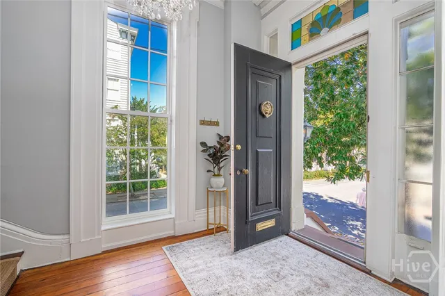 $3,245,000 | 25 West Perry Street, Savannah, GA 31401