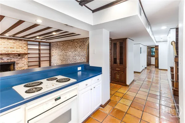 $3,195,000 | 25 West Perry Street, Savannah, GA 31401