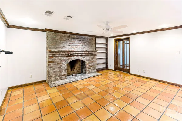 $3,195,000 | 25 West Perry Street, Savannah, GA 31401