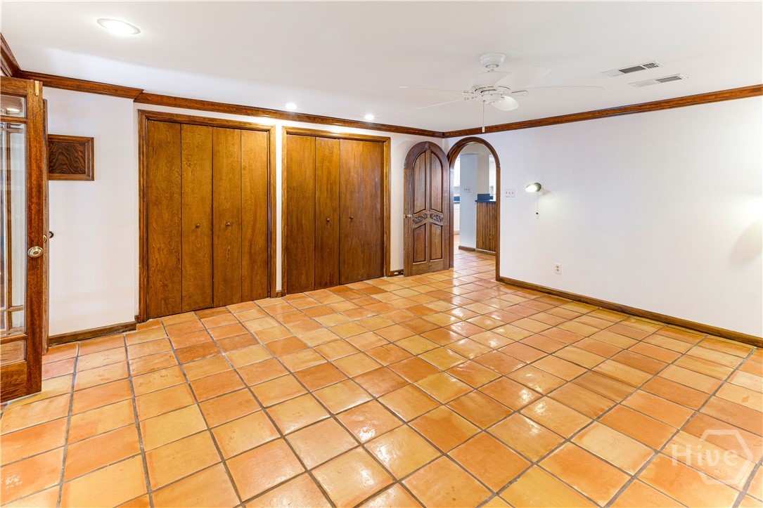 25 West Perry Street Savannah, GA 31401 - Photo 65 of 75 Garden Level Apartment