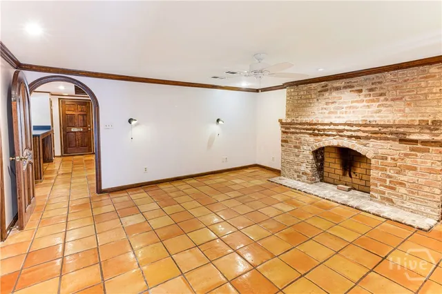 $3,245,000 | 25 West Perry Street, Savannah, GA 31401