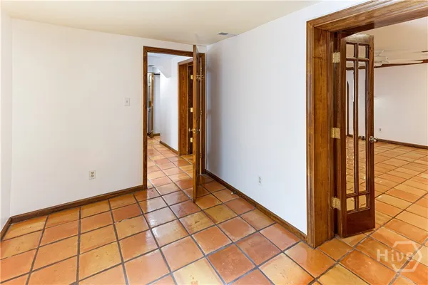 $3,195,000 | 25 West Perry Street, Savannah, GA 31401