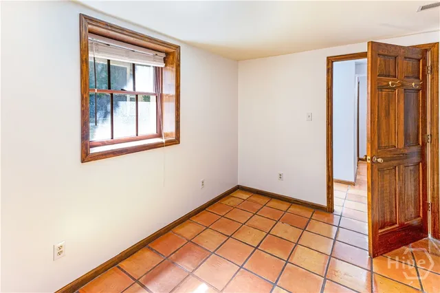 $3,245,000 | 25 West Perry Street, Savannah, GA 31401