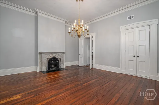 $3,245,000 | 25 West Perry Street, Savannah, GA 31401