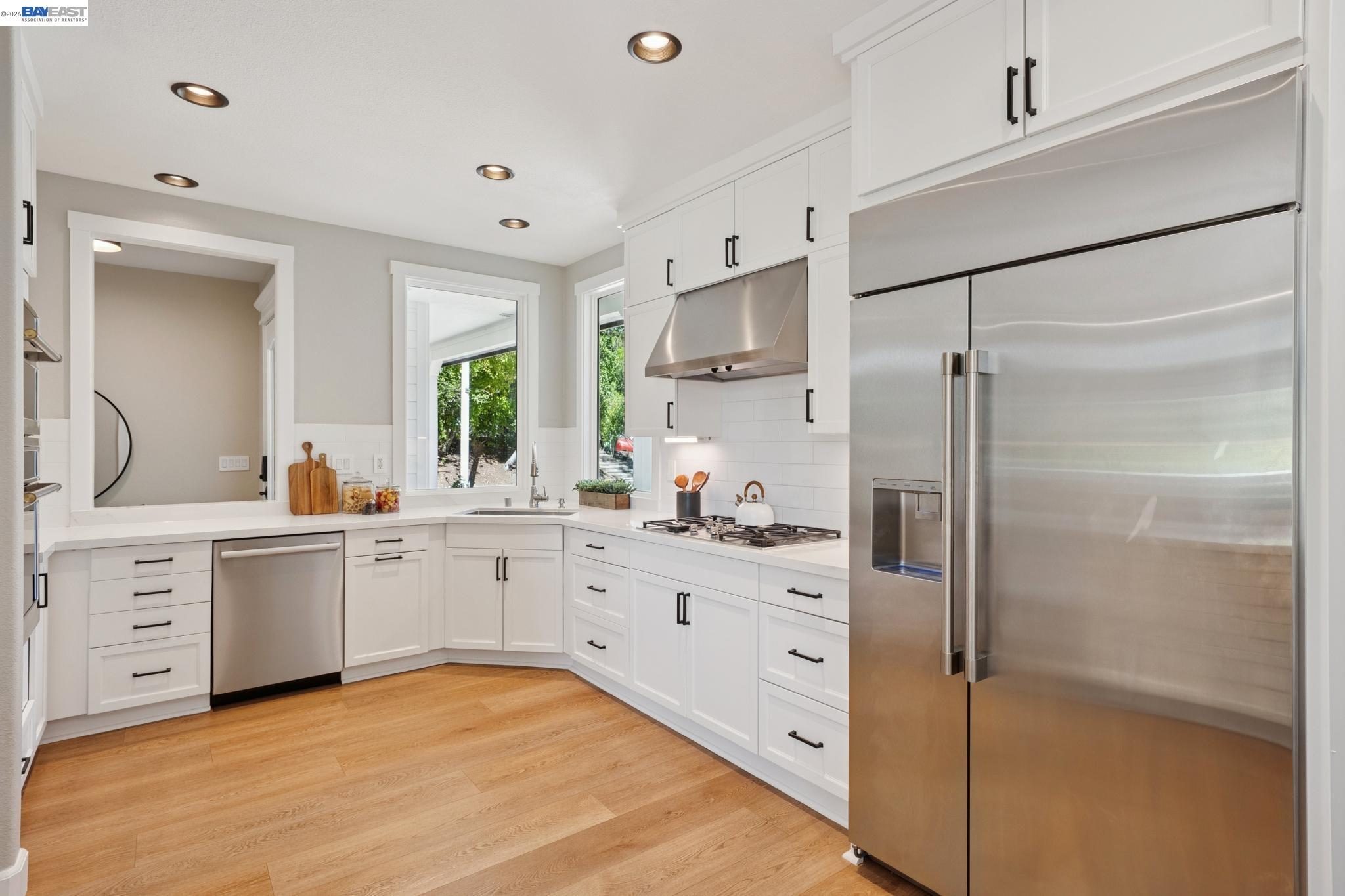 1099 Oak Hill Road Lafayette, CA 94549 - Photo 14 of 50