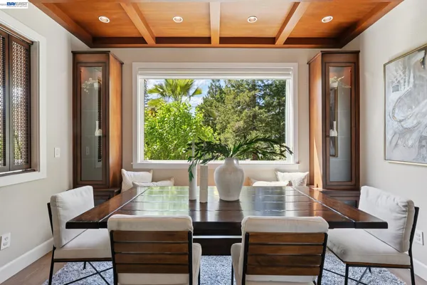 $2,900,000 | 1099 Oak Hill Road, Lafayette, CA 94549