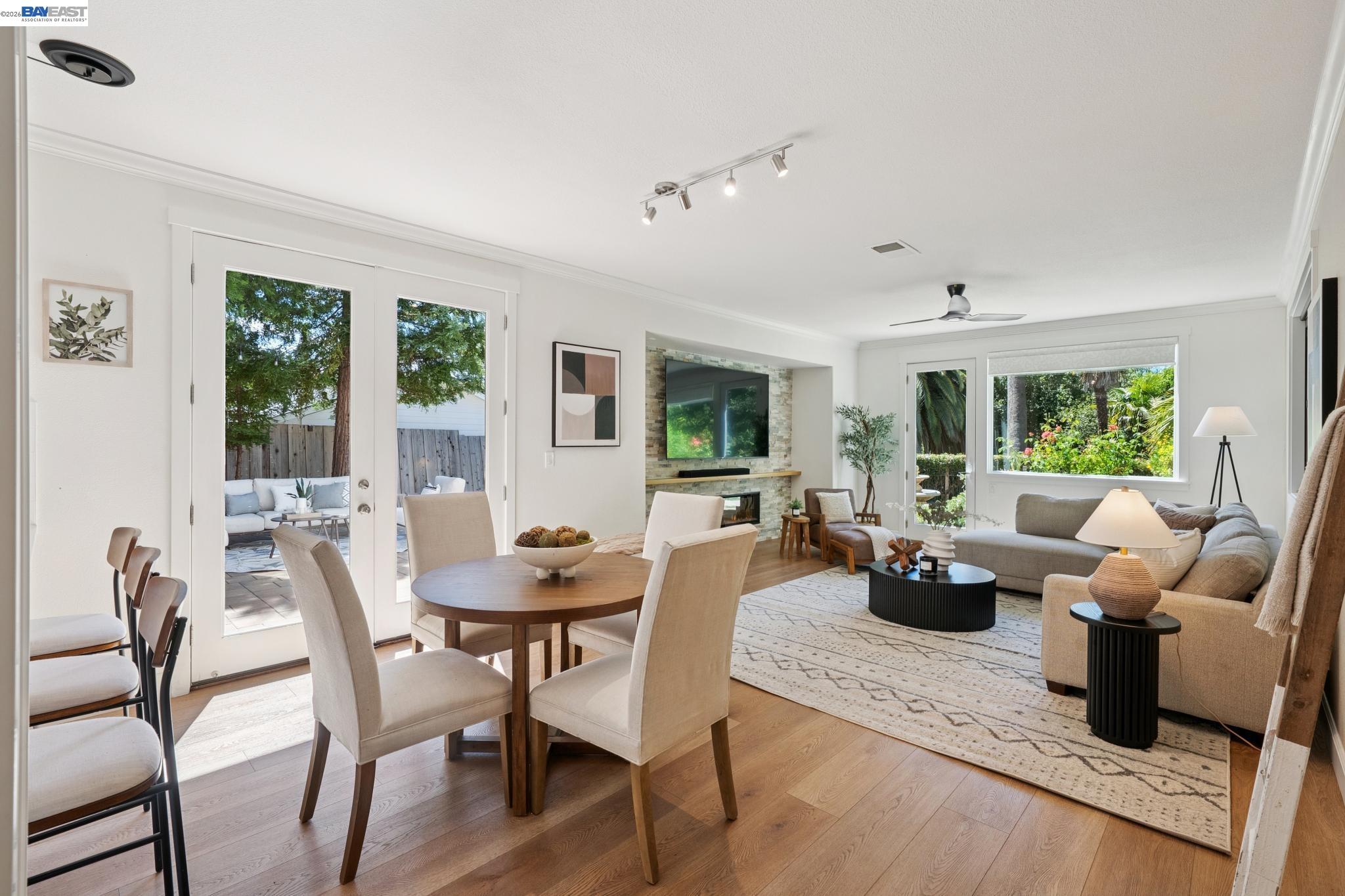 1099 Oak Hill Road Lafayette, CA 94549 - Photo 4 of 50