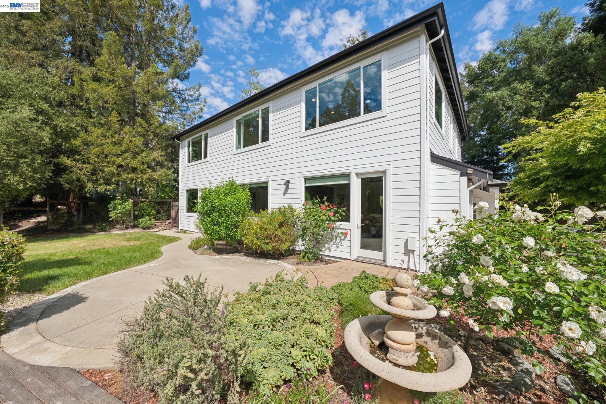 1099 Oak Hill Road Lafayette, CA 94549 - Photo 43 of 50