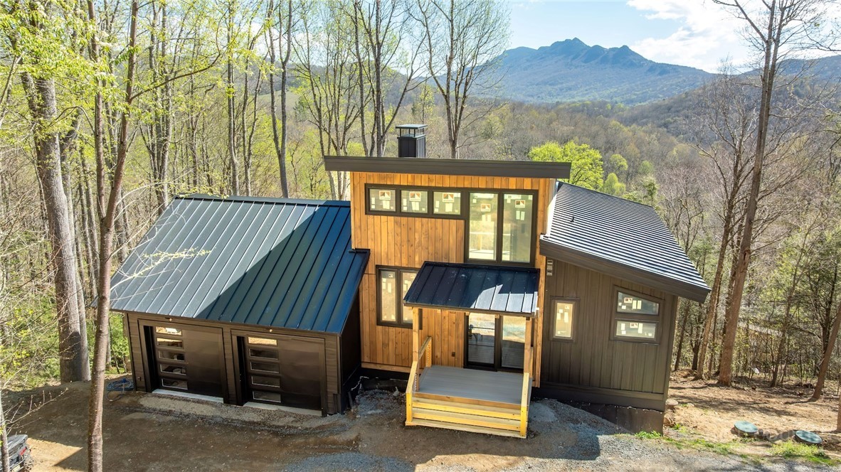 63 Two Hawks Lane Newland, NC 28657 - Photo 1 of 43