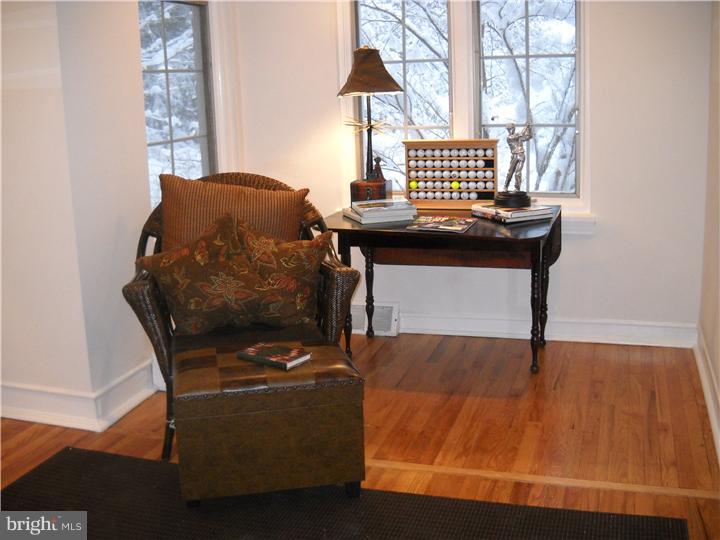 306 Chamounix Road Wayne, PA 19087 - Photo 6 of 18 Den