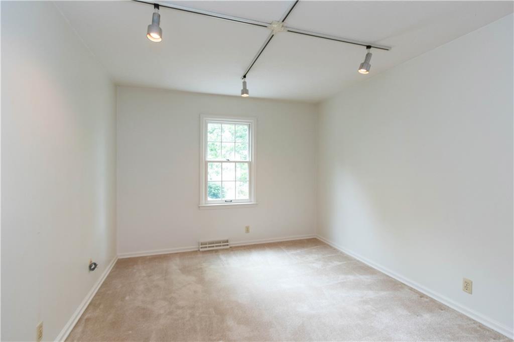 4607 Melbourne Road Indianapolis, IN 46228 - Photo 19 of 26 Gallery Image 19