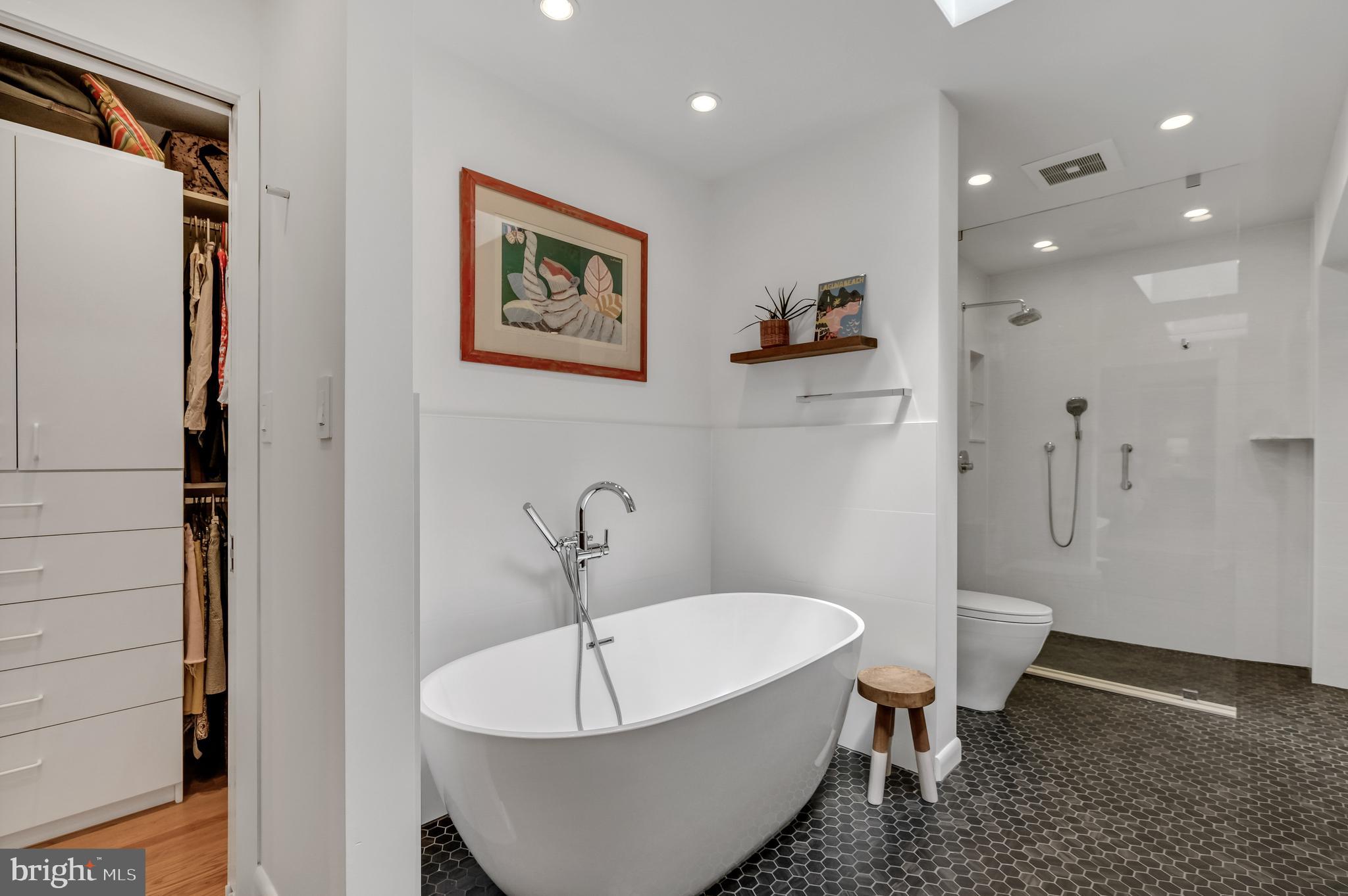8303 Still Spring Court Bethesda, MD 20817 - Photo 29 of 56