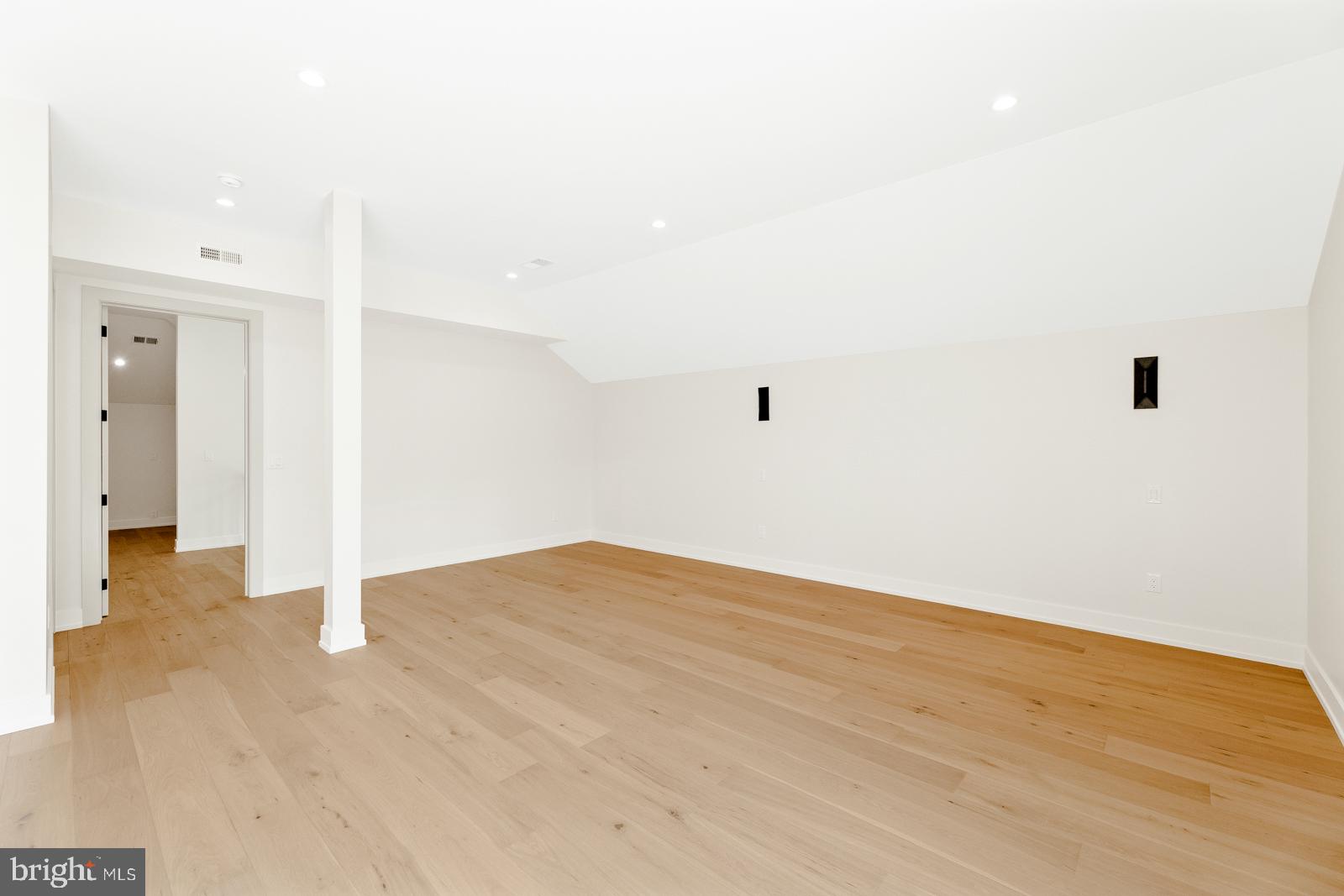 9741 Krewstown Road Philadelphia, PA 19115 - Photo 45 of 65 Gallery Image 45