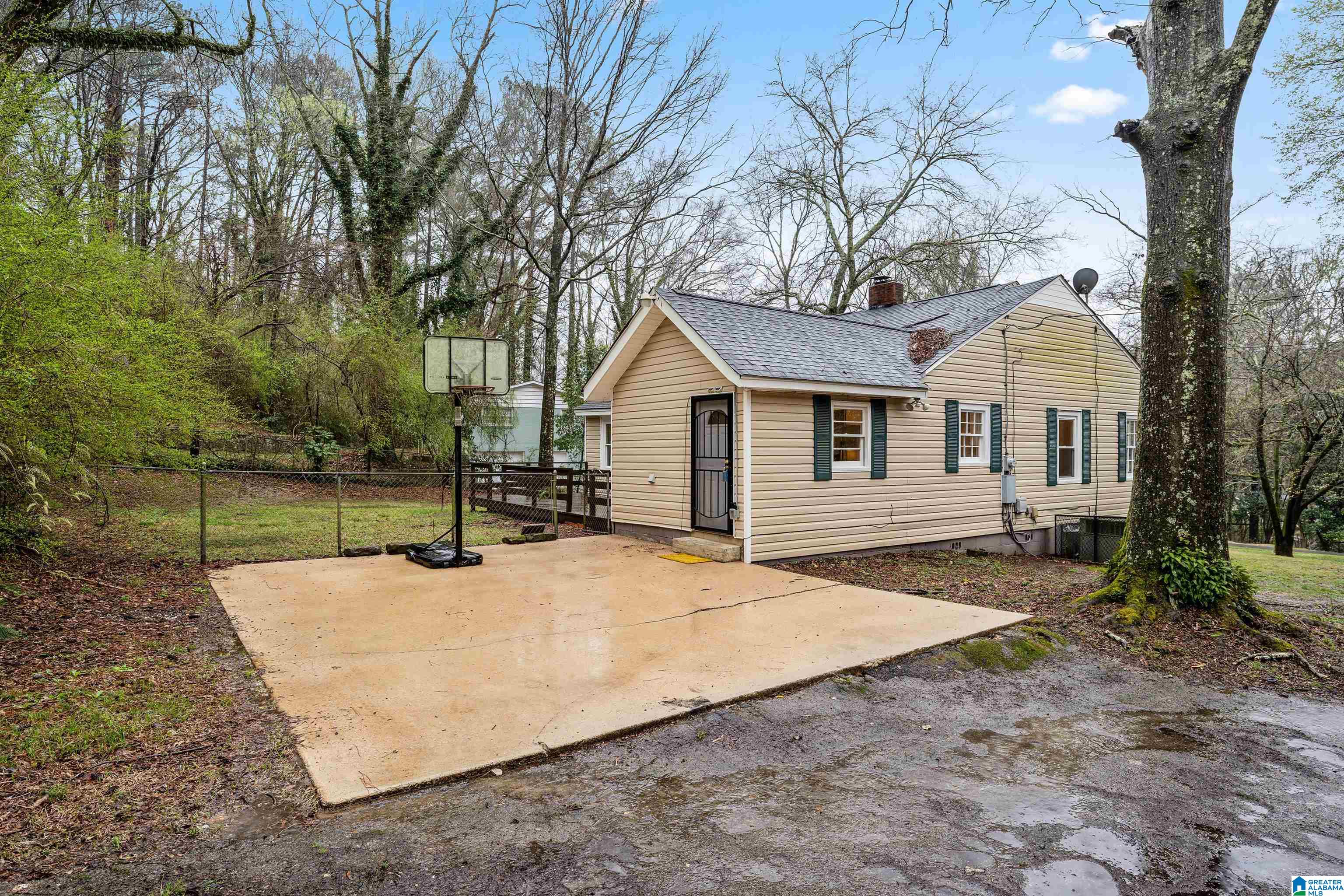 1645 Old Springville Road Birmingham, AL 35235 - Photo 28 of 29