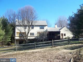 627 Foxfields Road Bryn Mawr, PA 19010 - Photo 2 of 12 Gallery Image 2