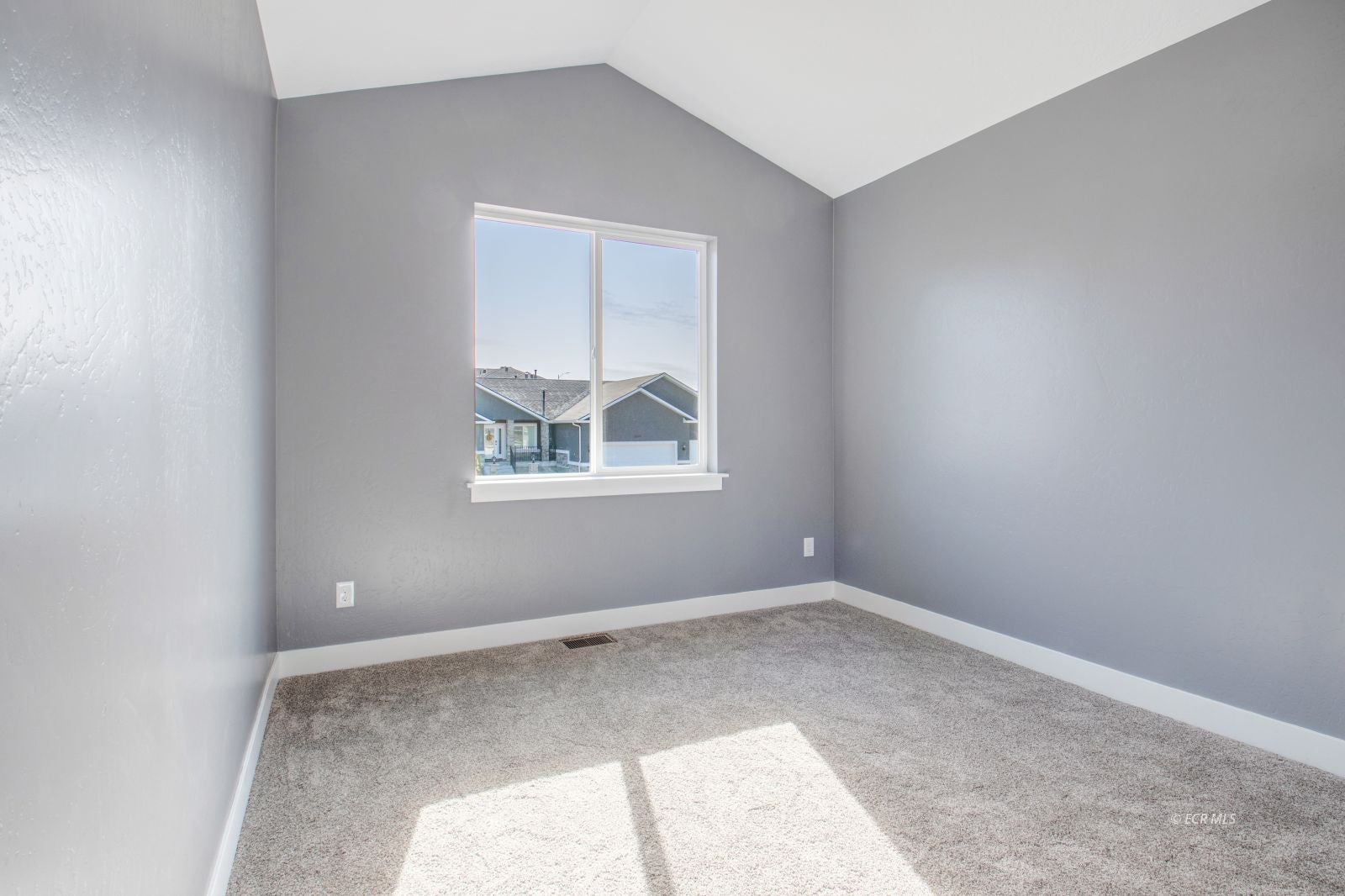 2041 Eagle Rdg Loop, Unit 11 Elko, NV 89801 - Photo 21 of 32 Gallery Image 21