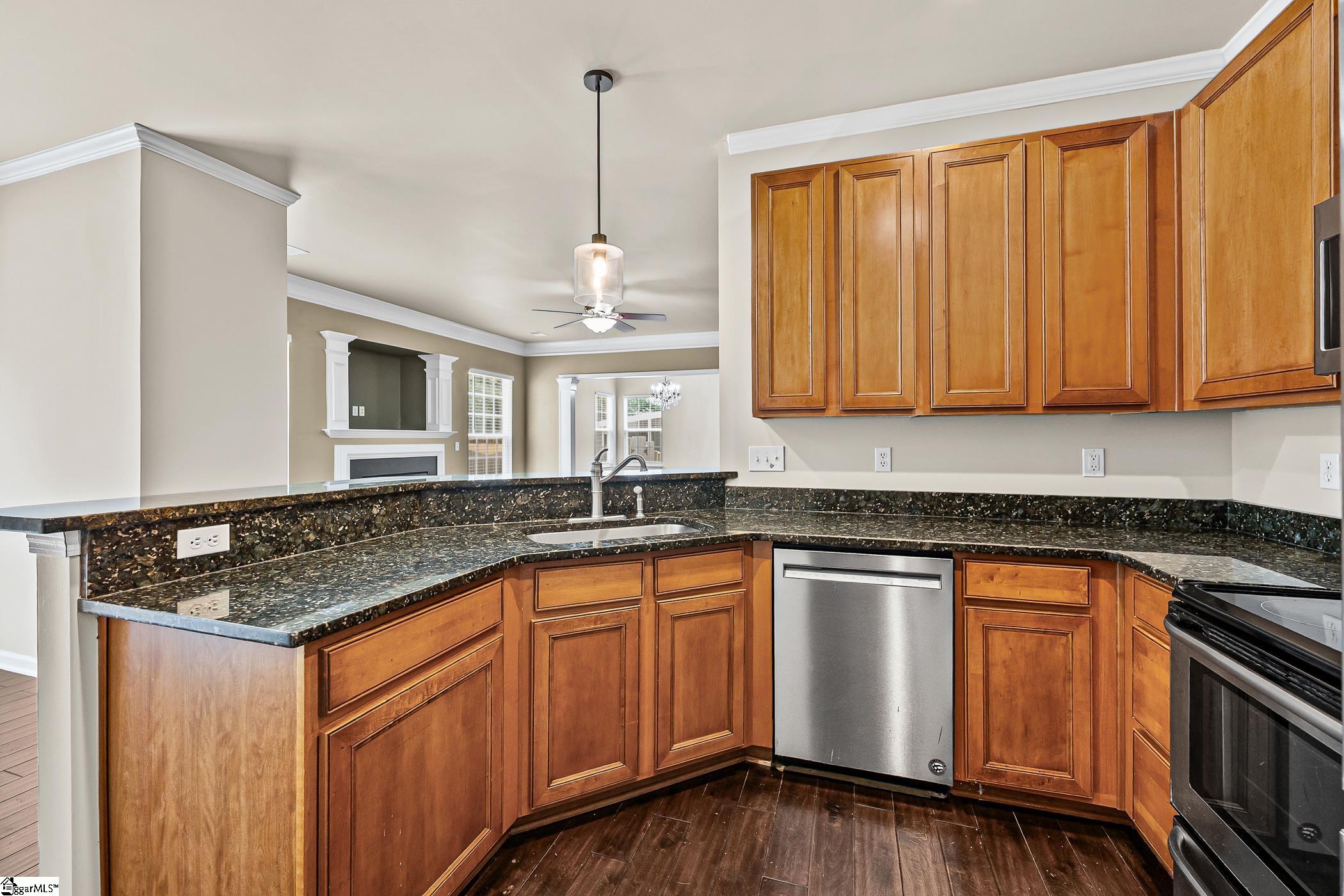 211 Keelin Lane Greer, SC 29650 - Photo 9 of 37