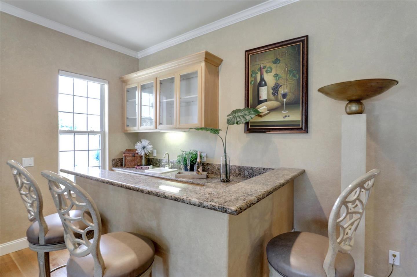 10925 Miramonte Road Cupertino, CA 95014 - Photo 13 of 75 Gallery Image 13