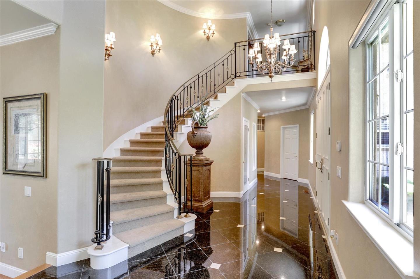 10925 Miramonte Road Cupertino, CA 95014 - Photo 33 of 75 Gallery Image 33