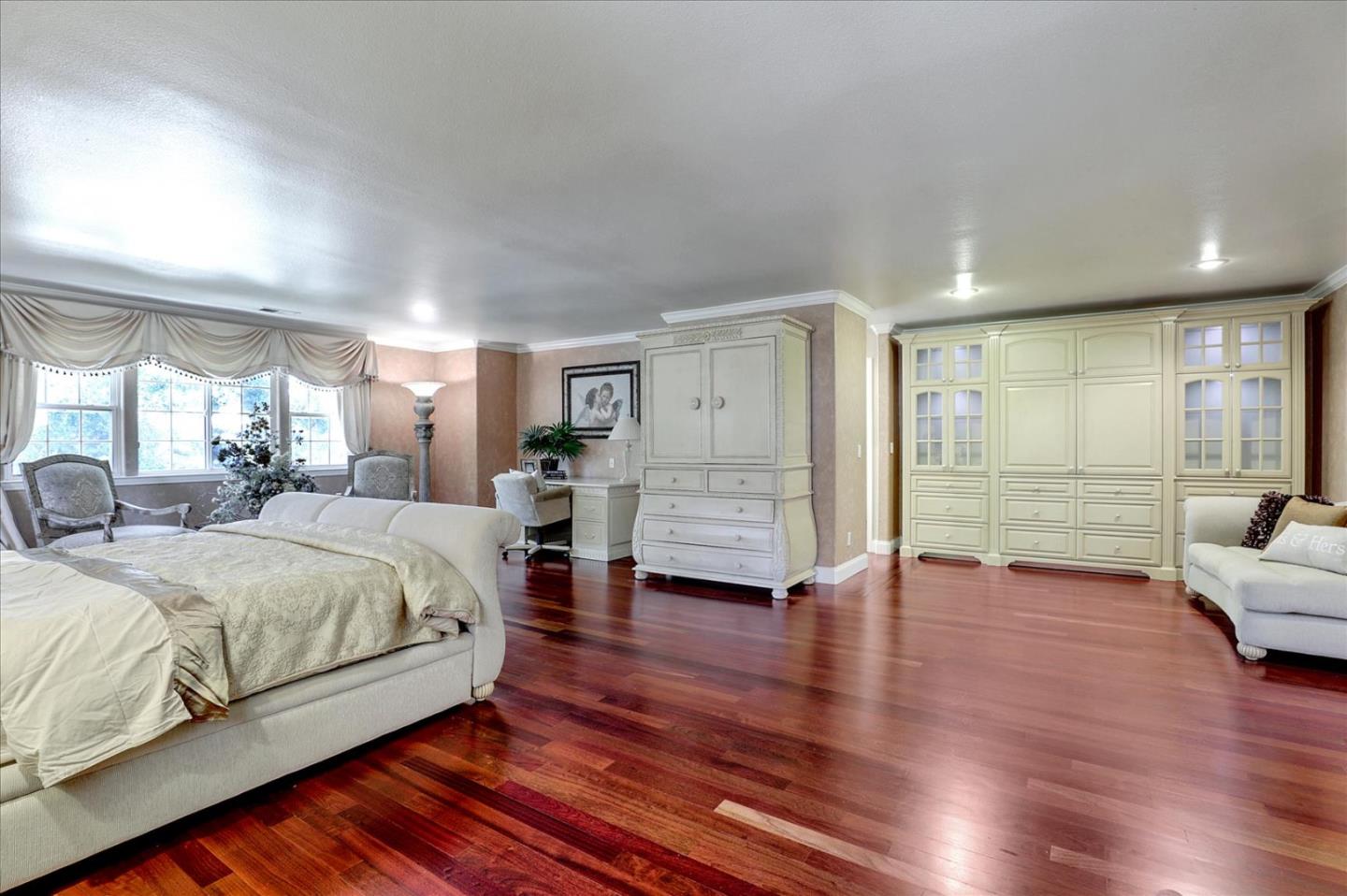 10925 Miramonte Road Cupertino, CA 95014 - Photo 36 of 75 Gallery Image 36