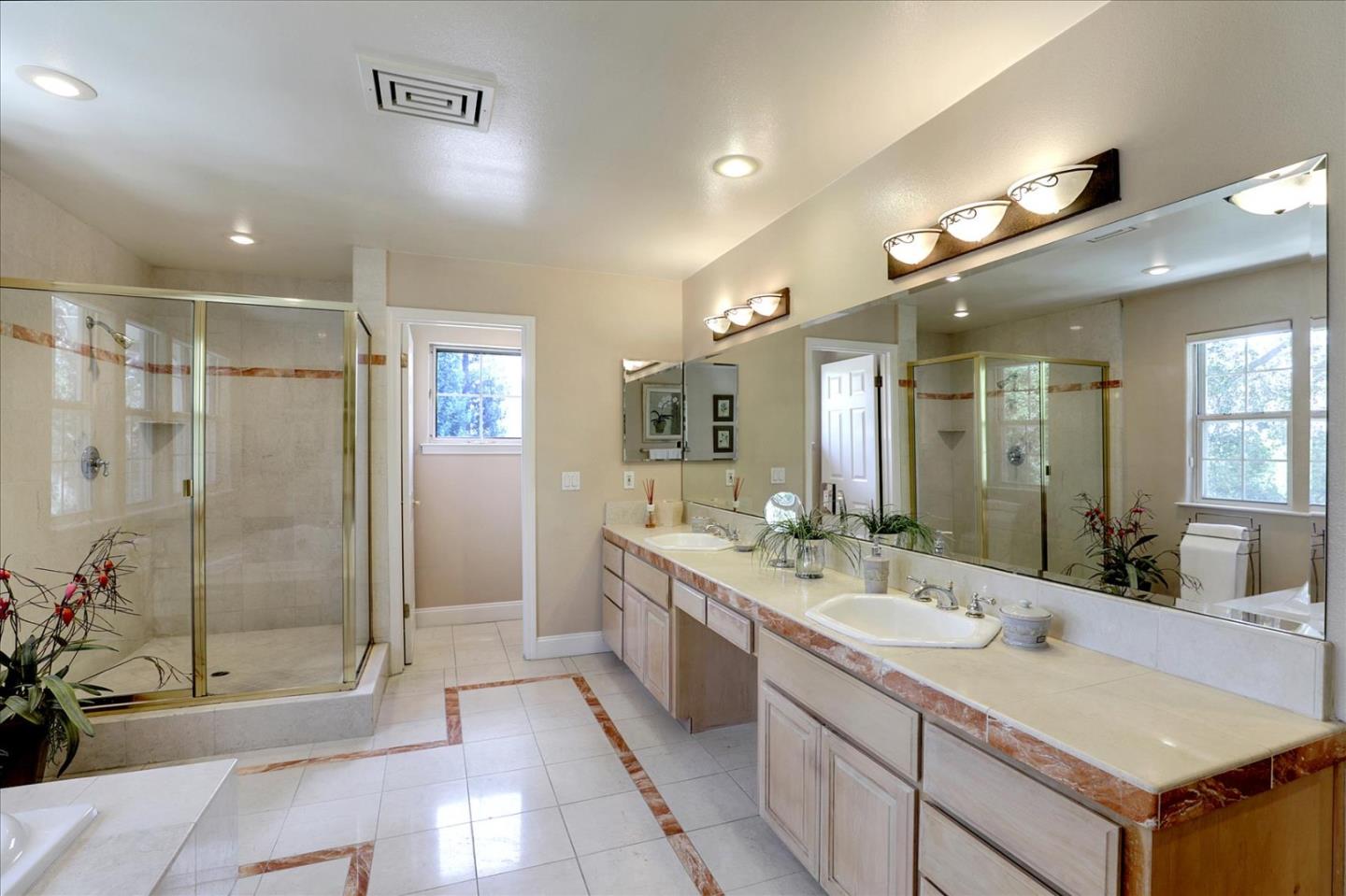 10925 Miramonte Road Cupertino, CA 95014 - Photo 43 of 75 Gallery Image 43