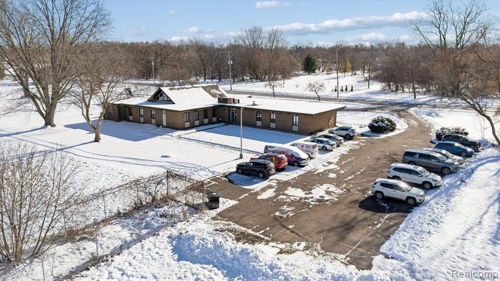 600 West Cavanaugh Road Lansing, MI 48910 - Photo 9 of 11