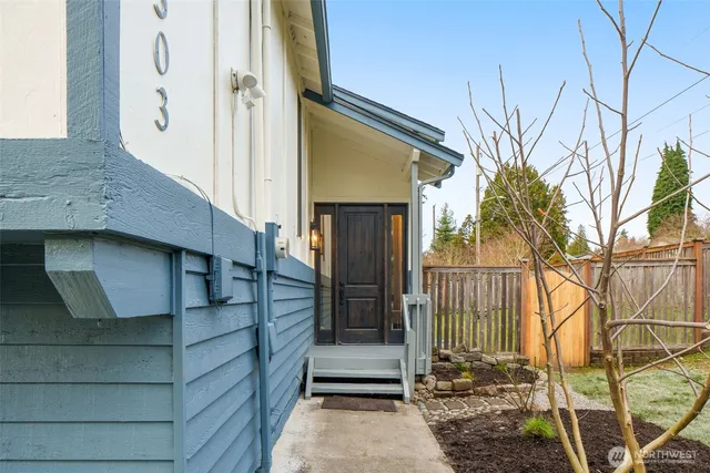 a view of house entrance