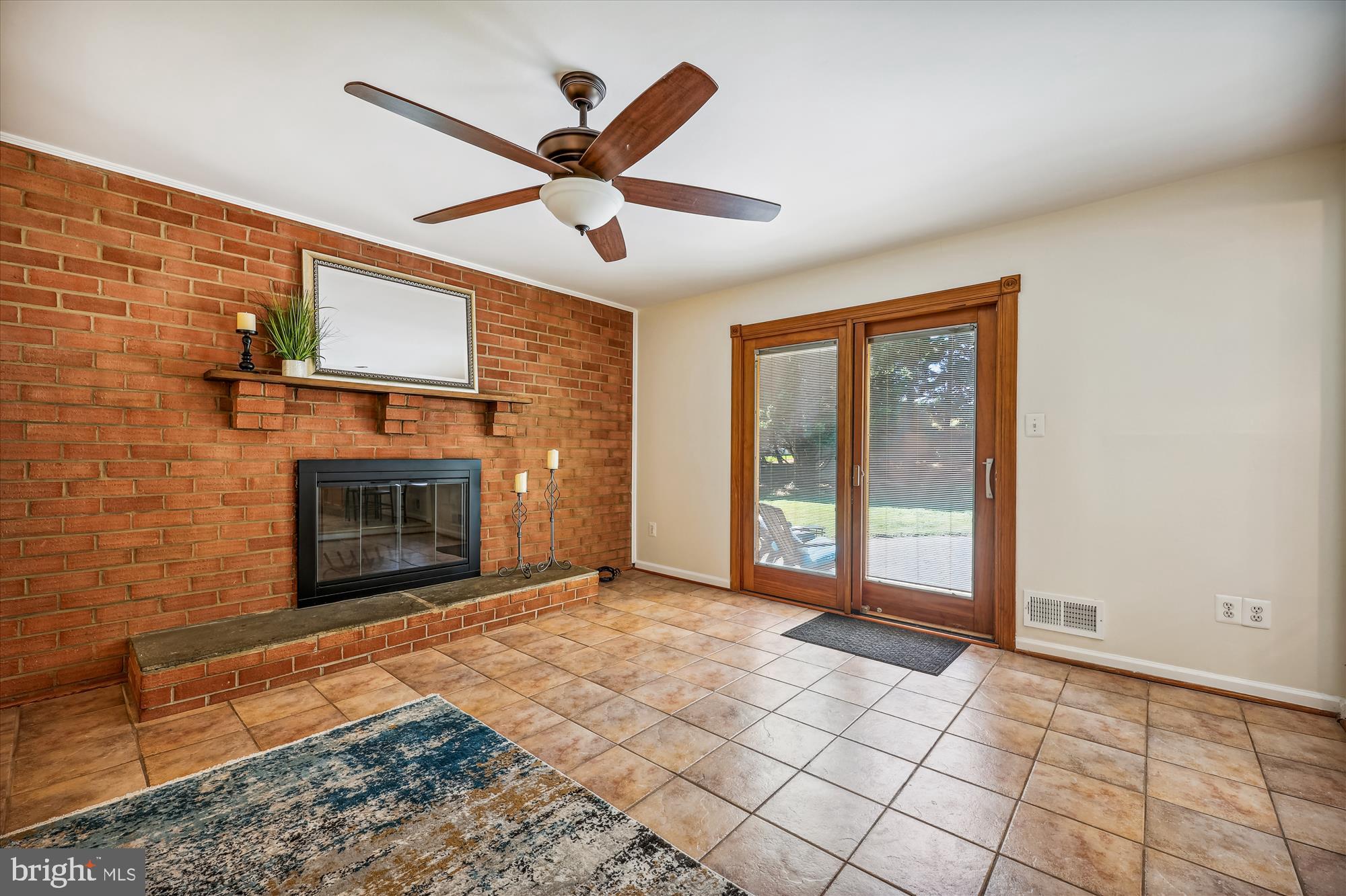 1816 Queensguard Road Silver Spring, MD 20906 - Photo 23 of 59