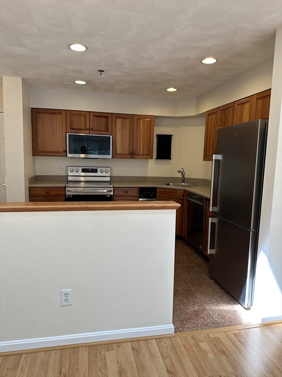 661 Lowell Street, Unit 18 Lexington, MA 02420 - Photo 6 of 14