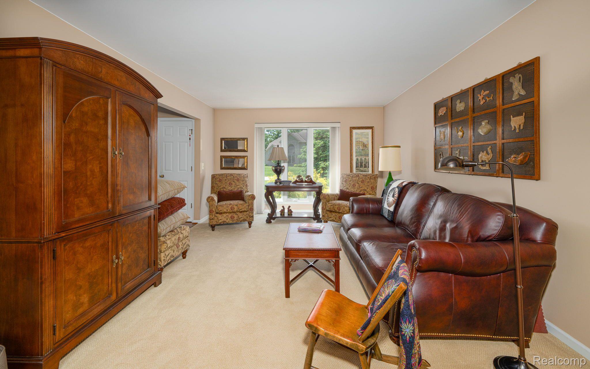 4375 Stonewood Court Rochester, MI 48306 - Photo 18 of 67 Gallery Image 18