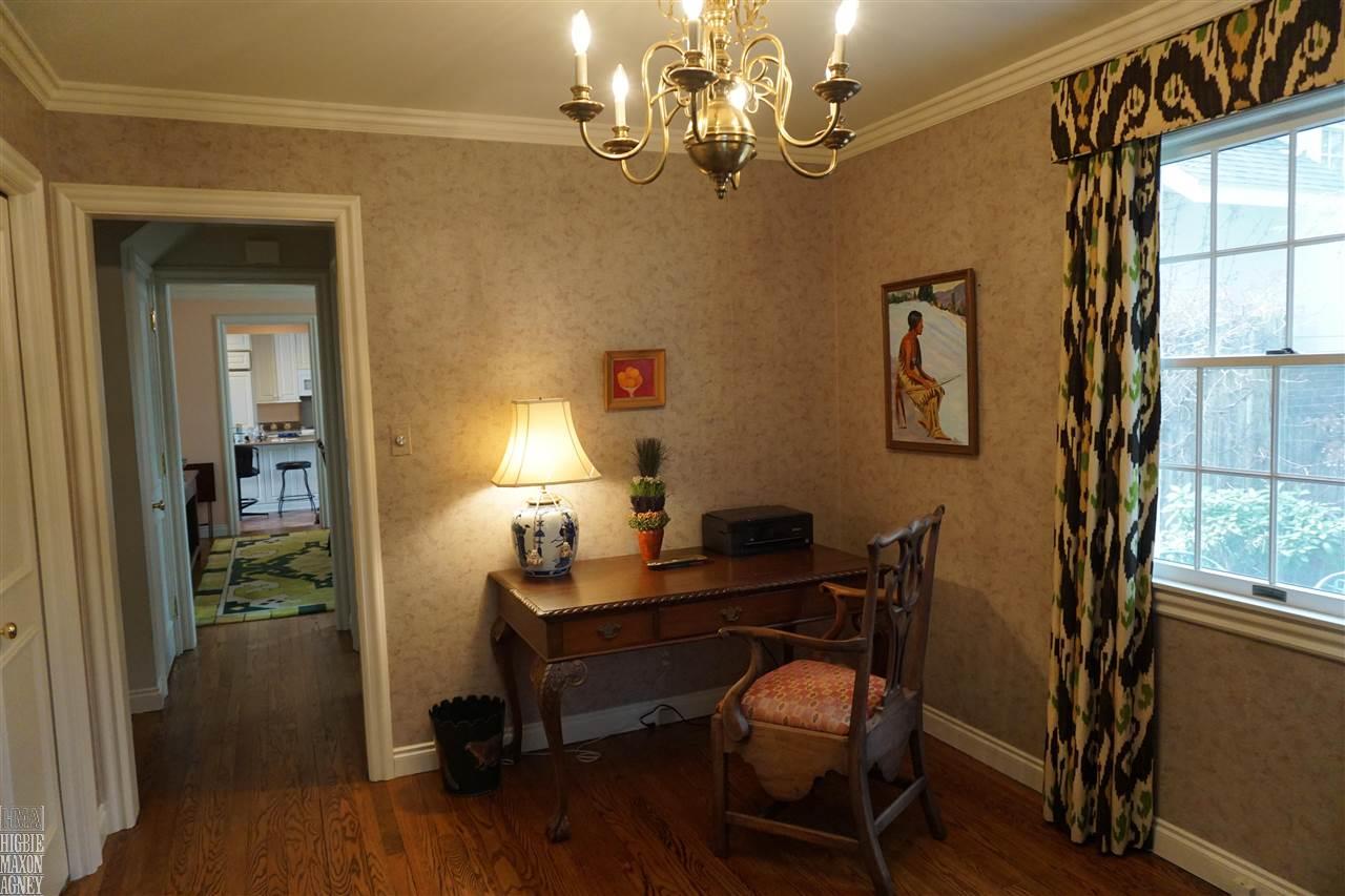 295 Lincoln Road Grosse Pointe, MI 48230 - Photo 14 of 36 50044150-13.JPG