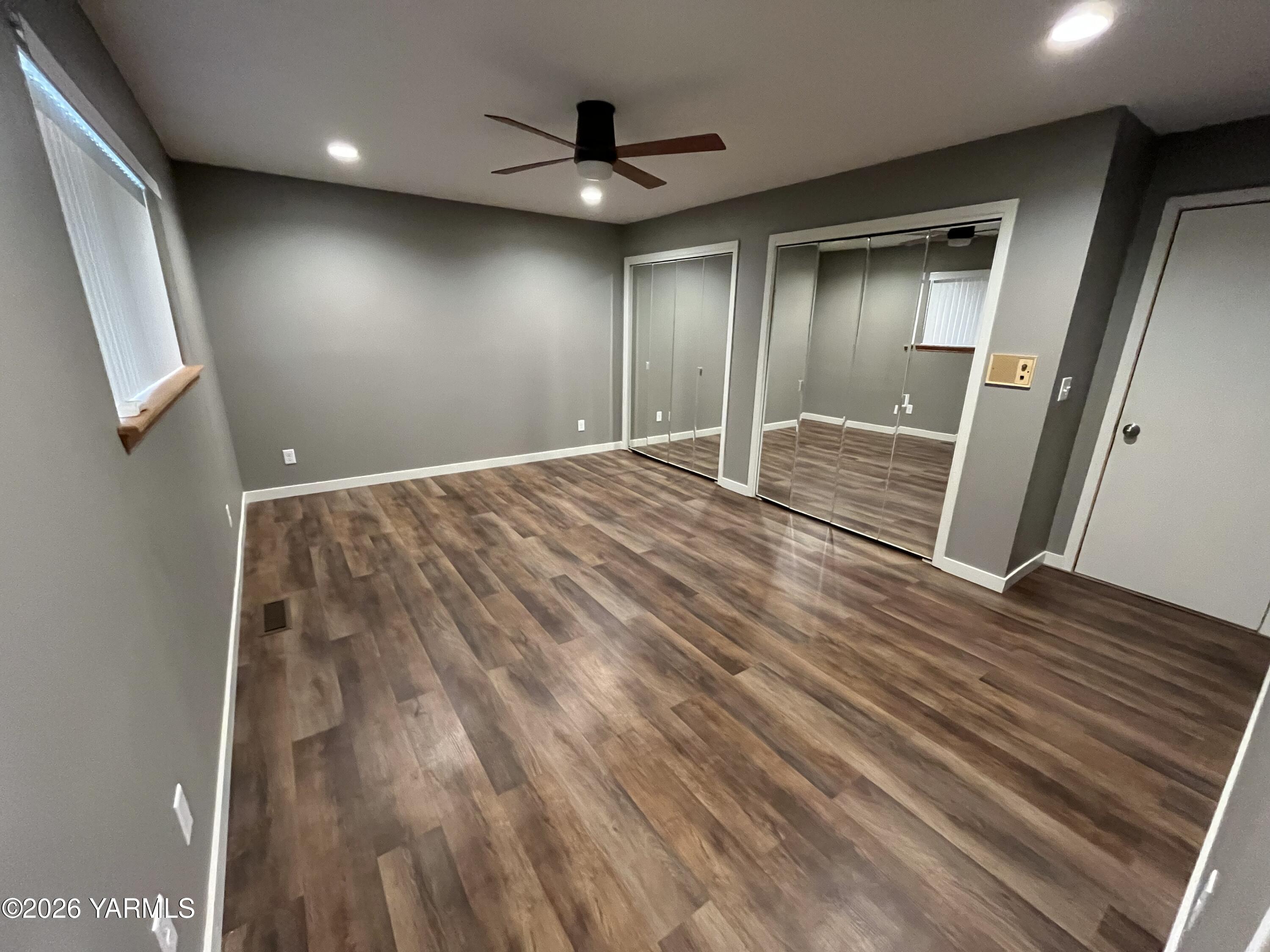 330 Parish Road Selah, WA 98942 - Photo 14 of 45 Primary