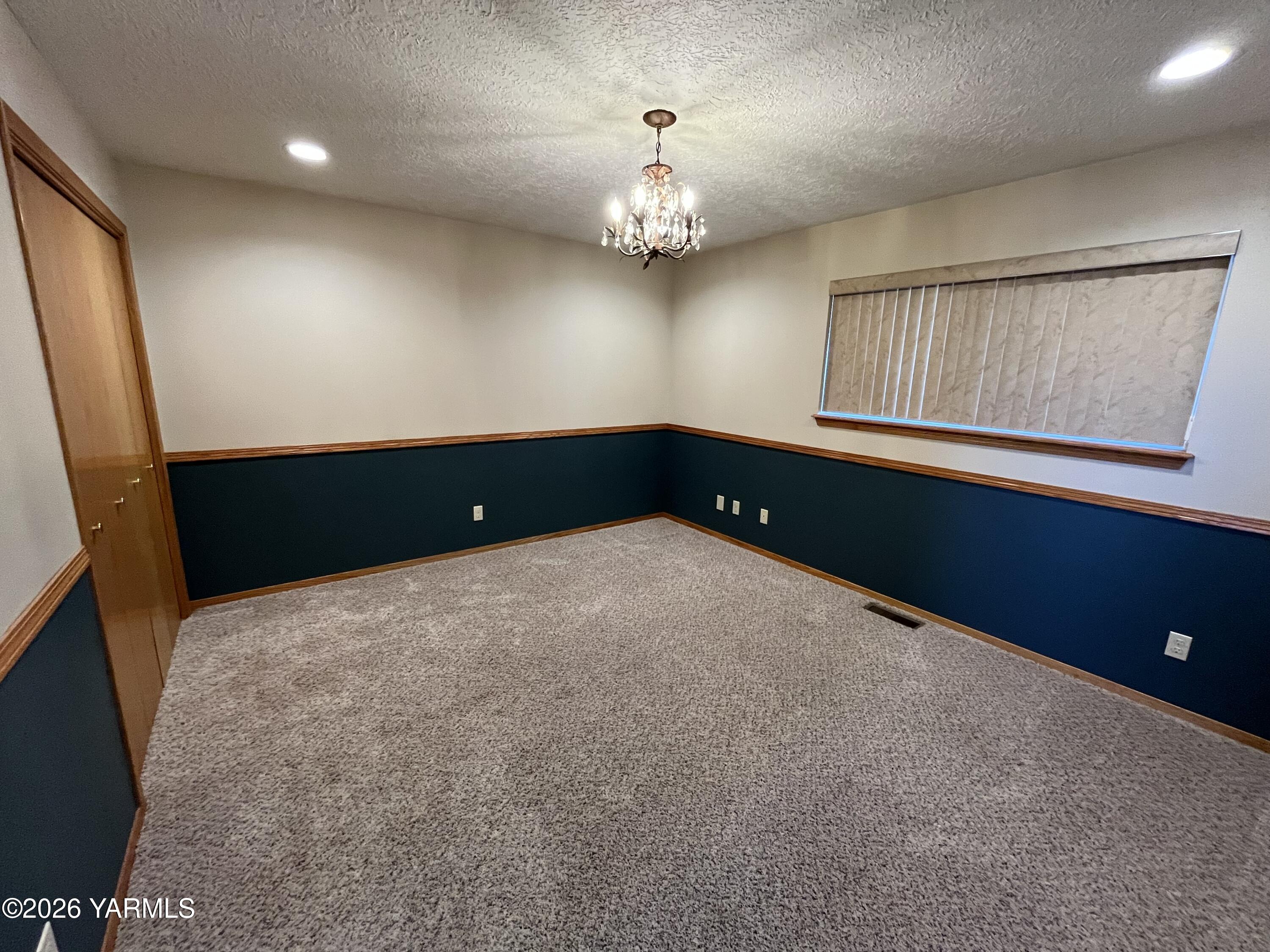 330 Parish Road Selah, WA 98942 - Photo 20 of 45 very spacious