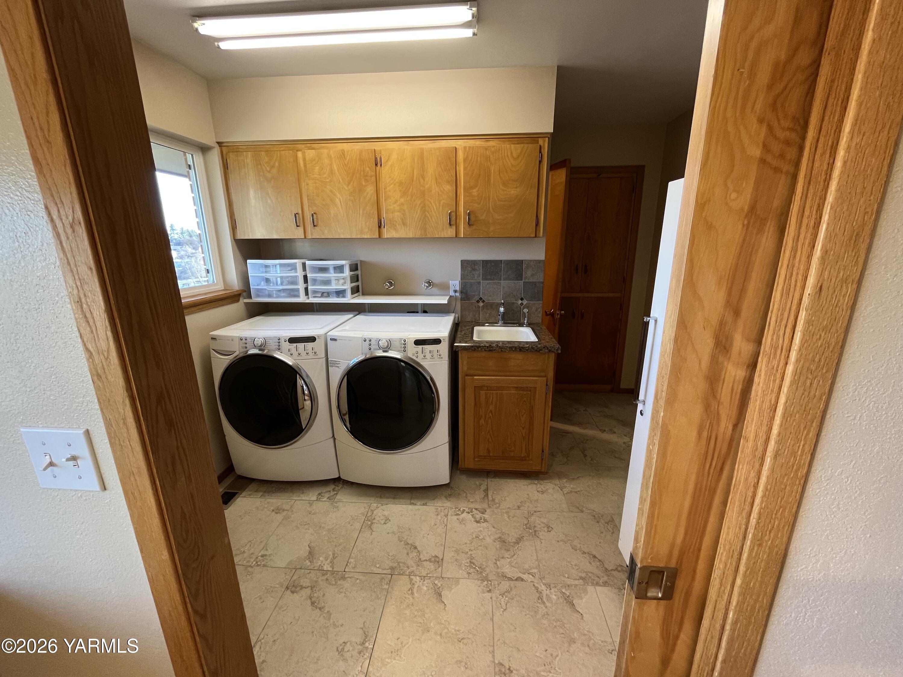 330 Parish Road Selah, WA 98942 - Photo 22 of 45 utility