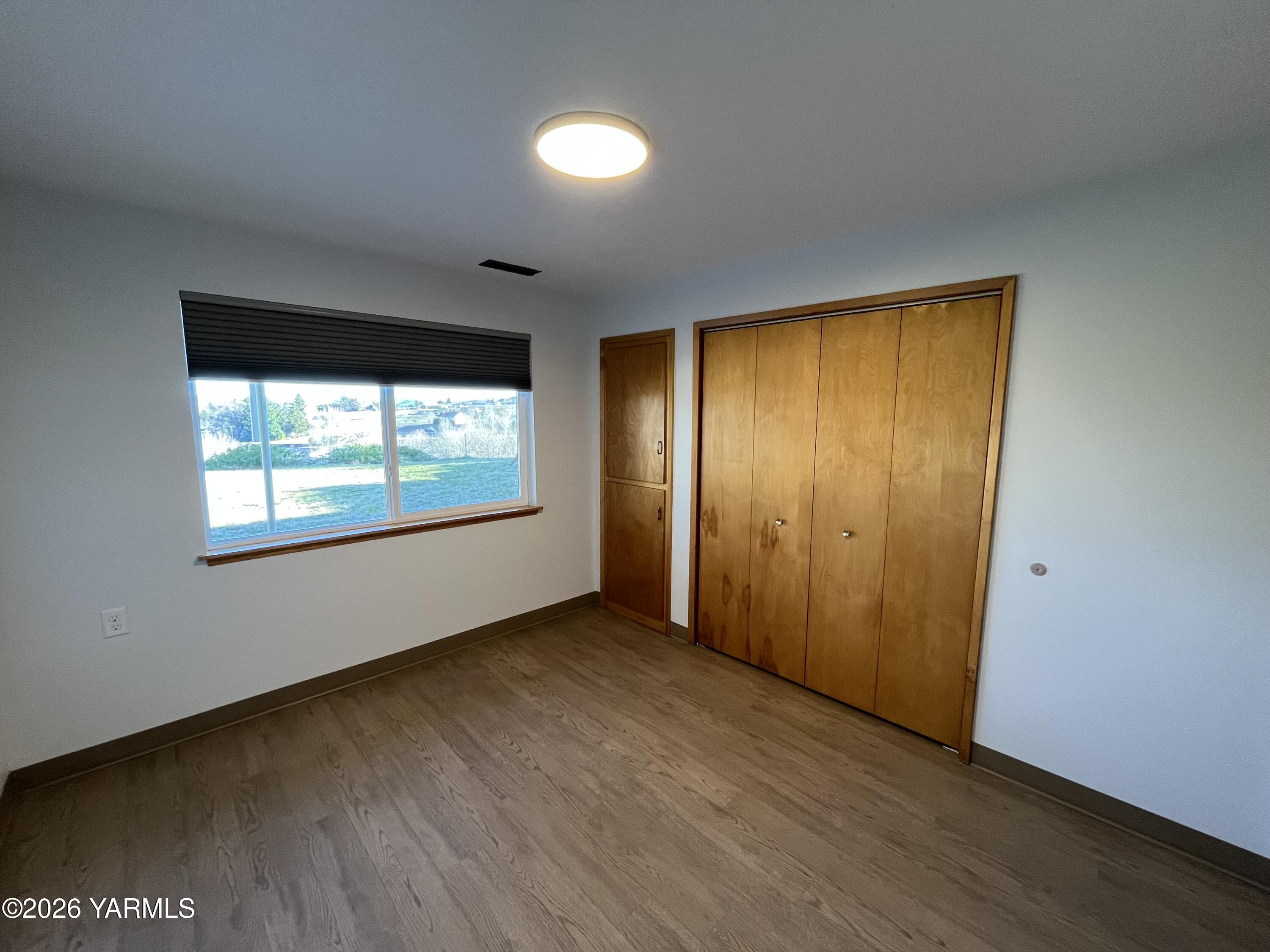 330 Parish Road Selah, WA 98942 - Photo 35 of 45 fourth bedroom