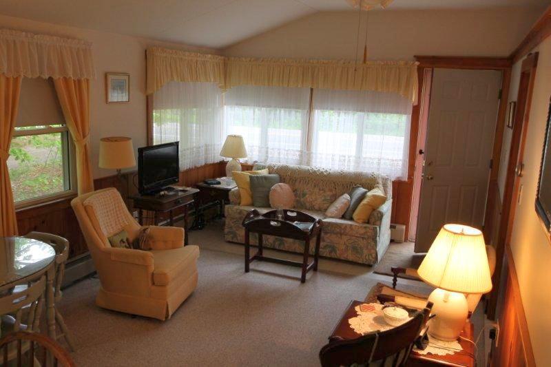 116 Sea Road Kennebunk, ME 04043 - Photo 7 of 11 Photo