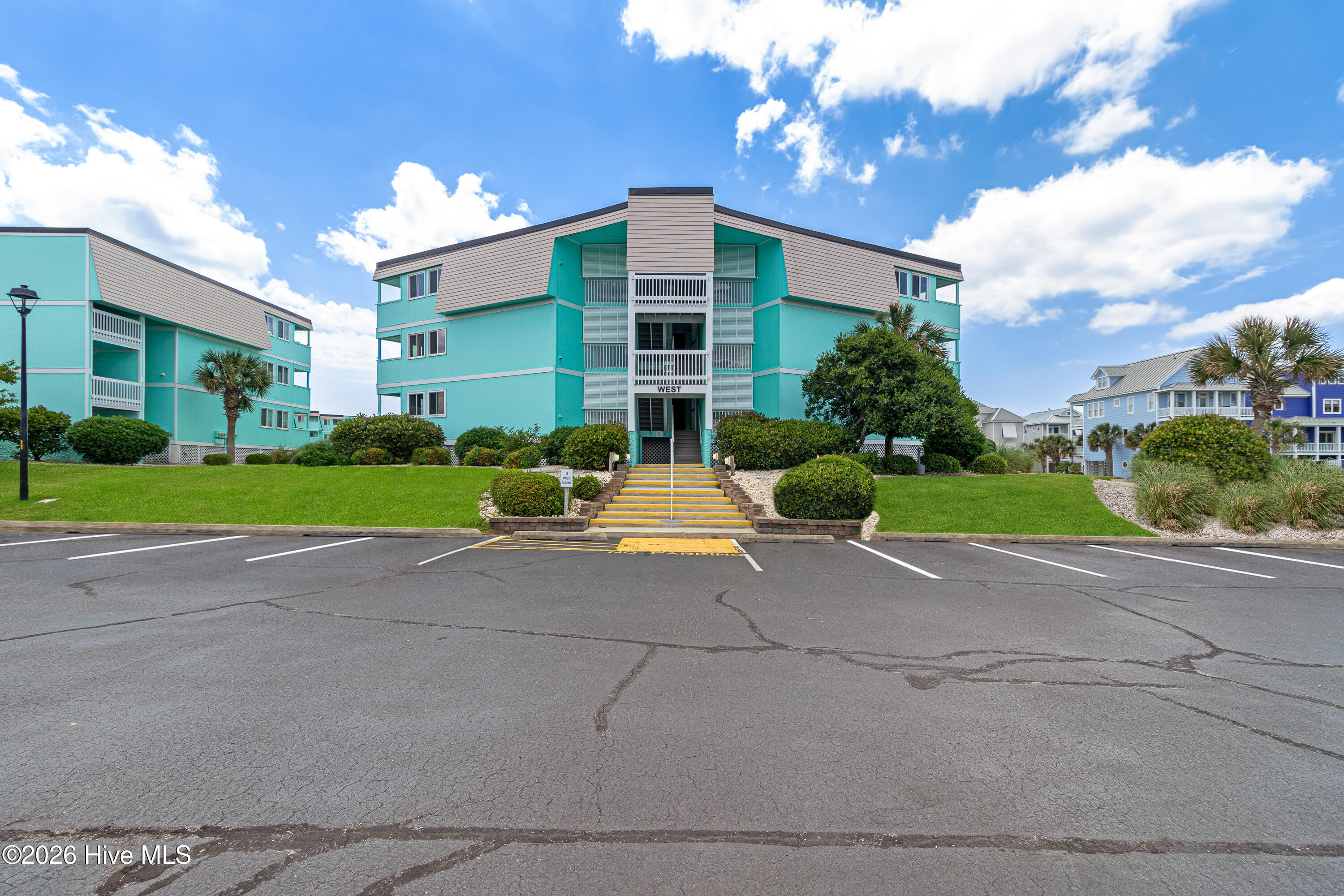301 Commerce Way, Unit 255 SEA SPRAY Atlantic Beach, NC 28512 - Photo 27 of 33 Incredible Atlantic Beach condo