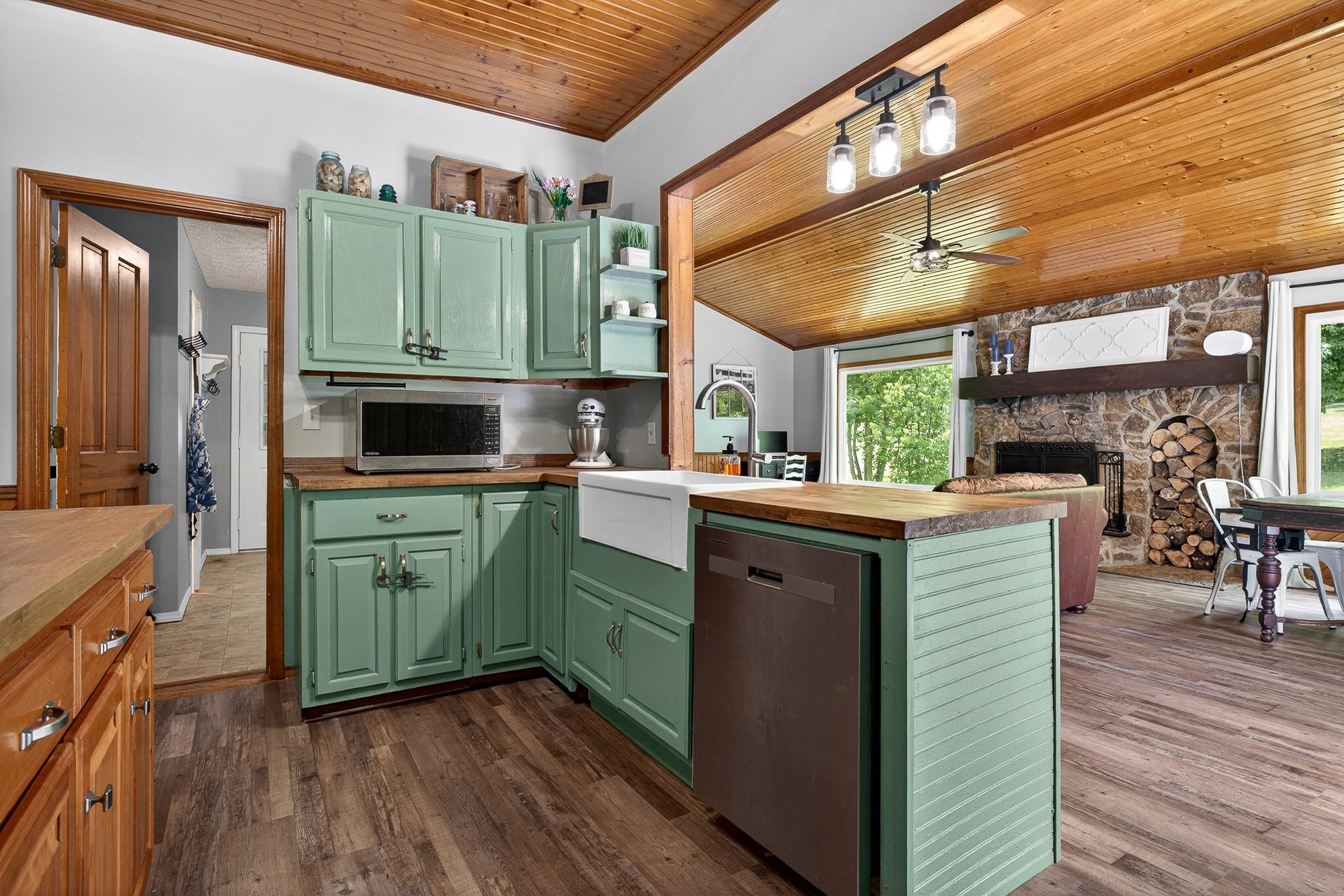 283 Hunting Creek Road Whitleyville, TN 38588 - Photo 9 of 76 Gallery Image 9