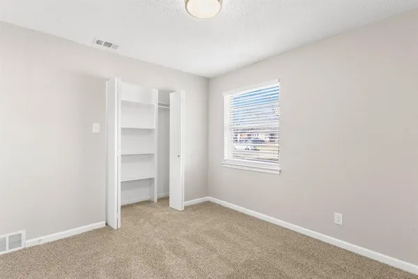 $2,500 | 714 Pleasant Valley Road, Garland, TX 75040