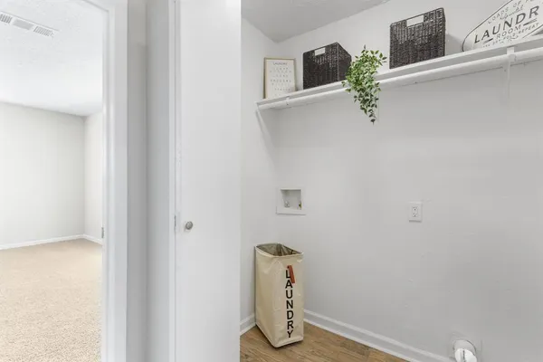 $2,500 | 714 Pleasant Valley Road, Garland, TX 75040