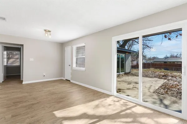 $2,500 | 714 Pleasant Valley Road, Garland, TX 75040