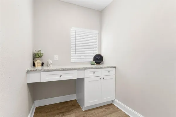 $2,500 | 714 Pleasant Valley Road, Garland, TX 75040