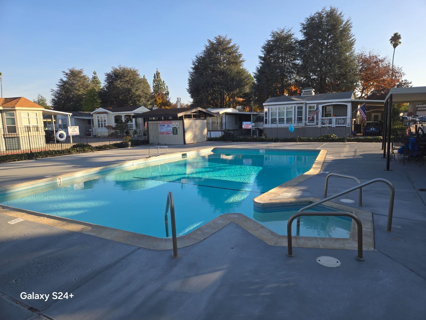 195 Blossom Hill Road, Unit 290 San Jose, CA 95123 - Photo 23 of 28 a view of a house with pool