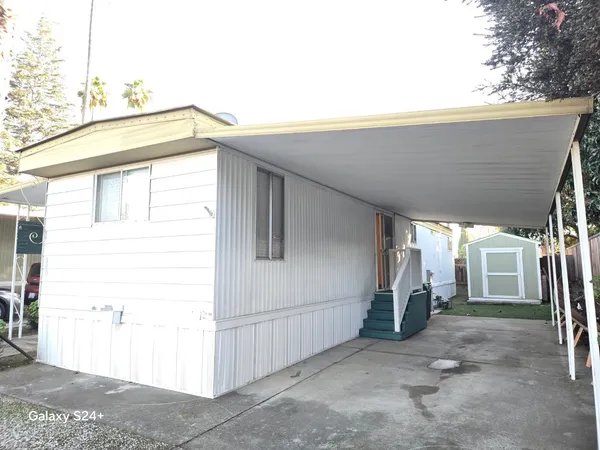 a view of a house with a garage